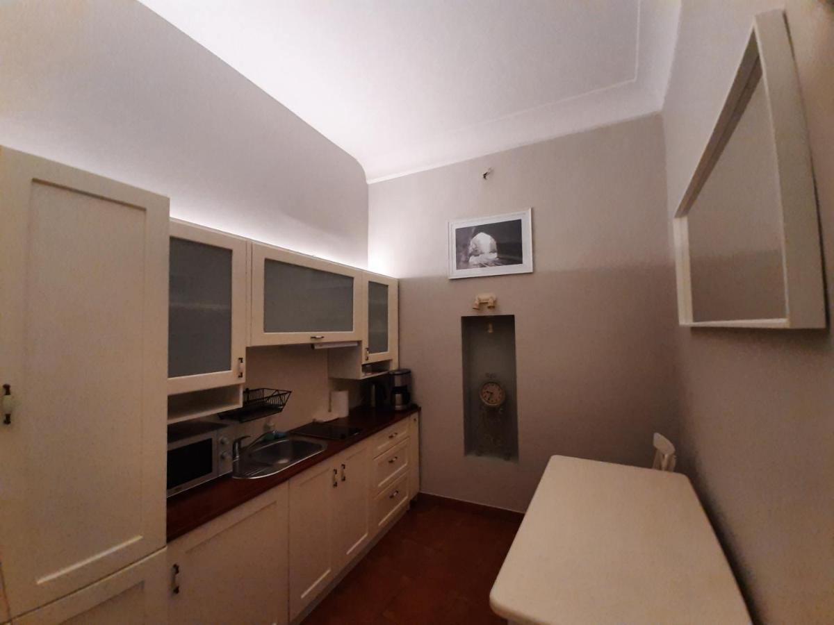 Florianska Gate Luxury Apartments 크라쿠프 외부 사진