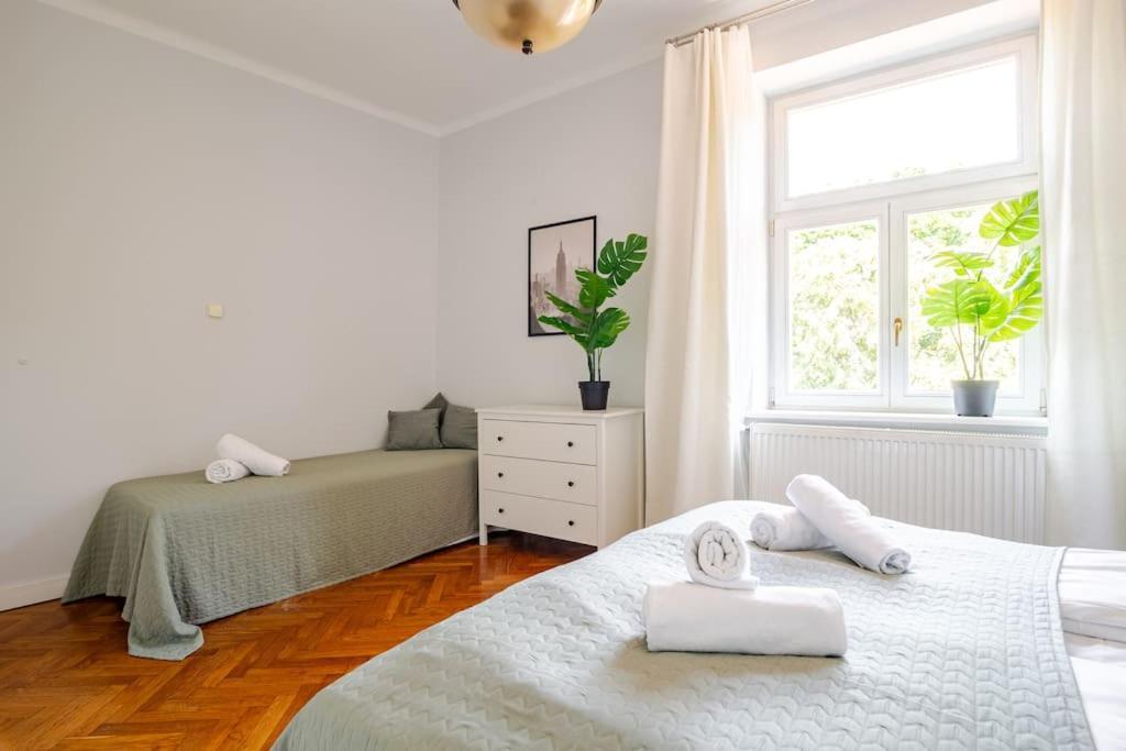 Florianska Gate Luxury Apartments 크라쿠프 외부 사진